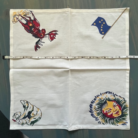 Vintage Alaskan Cloth Napkins, Set of 4 - Picture 3 of 5